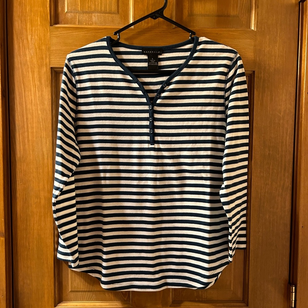 Rafaella Top Size L 🍎